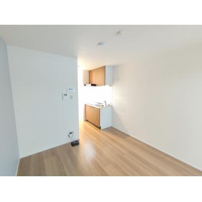 【✨🏰新築物件🏰✨】鳳駅5分🚉ショッピングモールやコンビニもすぐ近くの便利物件♪家具家電付き🎏の物件写真2