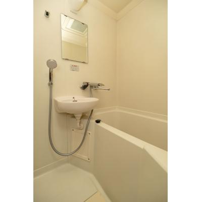富士市駅周辺！家具家電Wifi・駐車場付き！広々1DK！ TM66 201号室の物件写真4