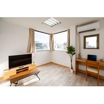 富士駅徒歩5分!Wifi家具家電付!広々13.5畳洋室!の外観画像