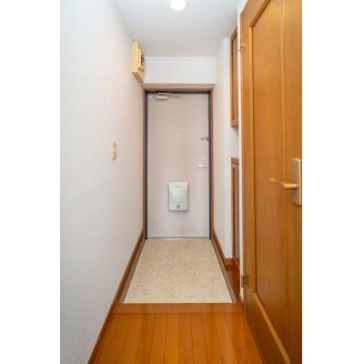🚙駐車場付！Wifi無料！🏪コンビニ徒歩1分！家具家電付！TM74　202号室の物件写真4