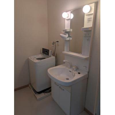 【駅近×駐車場有】快適1R✨バストイレ別＆洗濯機付きU002の物件写真4