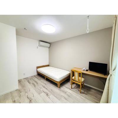 🔷🔹🔸🔶⭐2021年築⭐1Kタイプ⭐温水洗浄便座⭐TVモニター、収納スペースあり⭐【禁煙&Wi-Fi無料】⭐🔶🔸🔹🔷「K32」の物件写真1