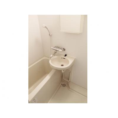 OneLife新横濱イール【★バス・トイレ別、浴室乾燥機付】の物件写真4