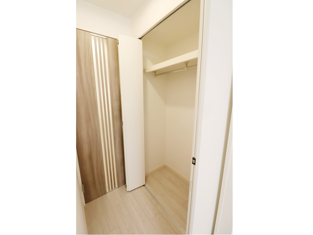 マンスリーリブマックス千代田線根津ステーションフロント■『禁煙ルーム・25平米』【Wi-Fi無制限・独立洗面・浴室乾燥付】≪プレミアムシリーズ≫の物件写真3