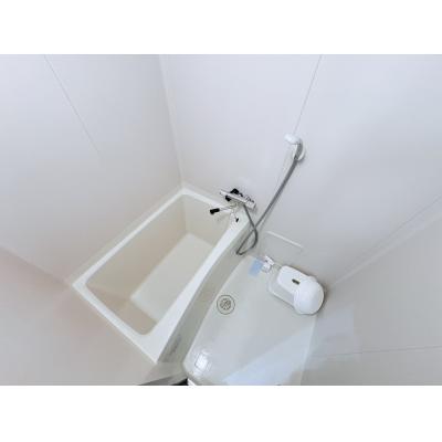 ＳマンスリーJR松山駅南【ネット無料・コンビニ、スーパー徒歩圏内・宅配BOX有・JR松山駅徒歩6分】の物件写真4