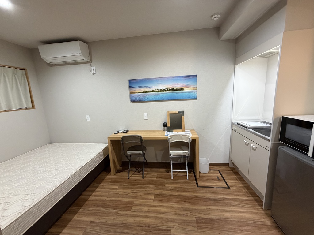 マンスリーリブマックス宮古島『駐車場付き・シモンズベッド導入・独立洗面台・洗浄機能付便座』の物件写真3