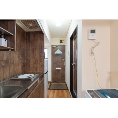 駐車場付き！Wifi無料！家具家電付！即日可能！の物件写真4