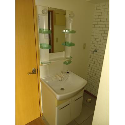 🌈新規オープン賃料半額　神戸高速東西線『新開地』徒歩7分🚃Wifi無料👍スマートTV📺【M038】の物件写真3