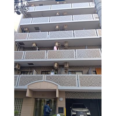 🌈新規オープン賃料半額　JR東海道本線『神戸』徒歩5分🚃Wifi無料👍スマートTV📺【M041】の物件写真1