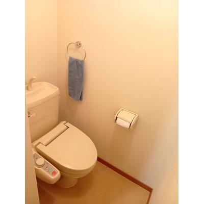 KIT【金沢西ICから車6分♪】Wi-Fi無料☆バストイレ別☆駐車場有（軽自動車）の物件写真5