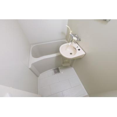 ★SステイPS西心斎橋・四ツ橋・桜川【禁煙ルーム・１K・セミダブルベッド・インターネットWi-Fiレンタル可】★バストイレセパ・ガスK・オートロック★の物件写真3