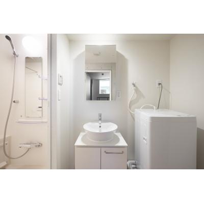 駅から徒歩6分！メゾネット/お洒落な外観＆内装/LEGALAND幡ヶ谷ANNEX 104の物件写真5