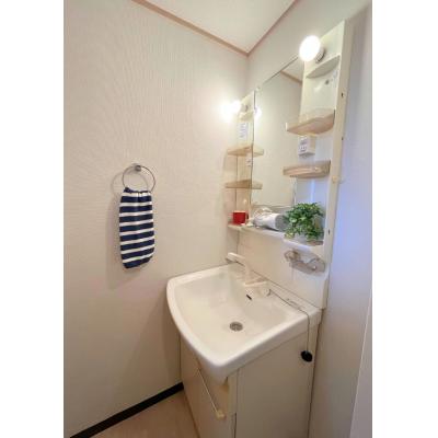 ☆広々2DK☆室内洗濯機　☆バス・トイレ別　☆Wi-Fi無料　☆駐車場あり U14の物件写真2