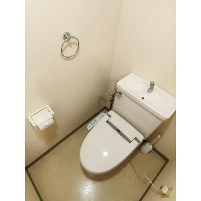 ユニオンマンスリー春日部１　701　1K・セミダブル☆【禁煙ルーム】人気の角部屋＆2面採光！バストイレ別＆温水洗浄便座完備♪デスク・チェアのあるお部屋の物件写真5