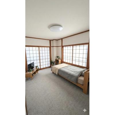 淡路島・淡路ICから車７分　駐車場１台込🚙ジェノバ発着港徒歩4分🚢広々１LDK✨Wifi無料👍スマートTV【M046】の物件写真3