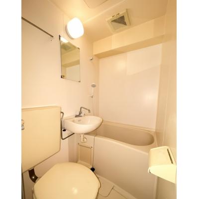 【J’sマンスリーつつじヶ丘 302】厚さ25㎝超高密度ポケットコイルマットレス使用！駅徒歩4分、新宿駅まで乗換無し！アクセス良好☆【インターネット無料】の物件写真3