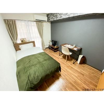 ユニオンマンスリー坂戸４　108　1R・シングル☆◆インターネット固定回線（有線・Wi-Fi）無料の部屋◆【禁煙ルーム】デスク・チェアのあるお部屋/深夜24時まで営業スーパー・ベルクまで徒歩約5分の物件写真1