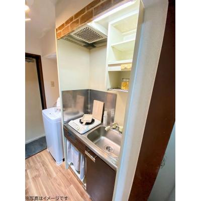 ユニオンマンスリー坂戸４　108　1R・シングル☆◆インターネット固定回線（有線・Wi-Fi）無料の部屋◆【禁煙ルーム】デスク・チェアのあるお部屋/深夜24時まで営業スーパー・ベルクまで徒歩約5分の物件写真3