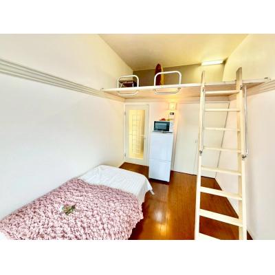 【三重県四日市市/近鉄四日市駅徒歩約9分/駐車場/無料Wi-Fi】ルーチェ九の城 ファミマンの物件写真2