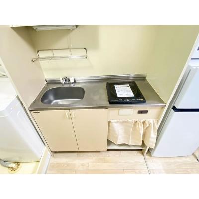 ユニオンマンスリー坂戸駅前１　203　1R・シングル☆【禁煙ルーム】人気の角部屋♪室内洗濯機や電子レンジなど生活家電＆出窓のあるお部屋の物件写真4