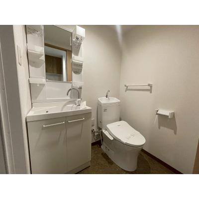 オートロック付きマンション・室内リフォーム済み！バストイレ別・独立洗面台完備・新井薬師前駅2分の好立地・商店街至近でとっても便利！ＭＨ新井の物件写真5