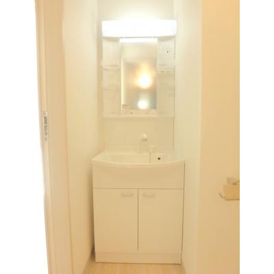 【J’sコート北新宿 201】厚さ25㎝超高密度ポケットコイルマットレス使用！東中野駅徒歩6分！新宿駅まで乗り換えなしで5分！築浅ンション☆【インターネット無料】の物件写真5