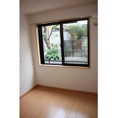 インターネット無料♪希少なペット可（犬・猫OK）物件！独立洗面台☆こだわりの家具・家電付き！若松河田駅まで徒歩4分！ＭＨ新宿早稲田の物件写真2