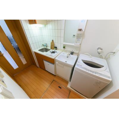 ★SステイEC梅田茶屋町デュアルスペース【禁煙ルーム・１K・Wi-Fi無料・セミダブルベッド】★ウォシュレ ット・浴室乾燥機・独立洗面台・ガスK・オートロックなど設備充実★の物件写真4