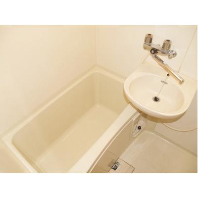 OneLife小鶴新田ロフティ【★ロフト付き！バス・トイレ別】の物件写真4