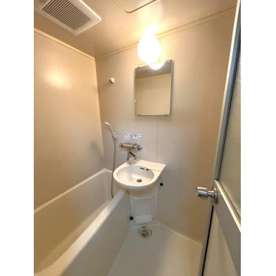 apartment 〒277-0803　千葉県柏市小青田１丁目1-22 ジョイア1F