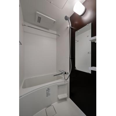 FRマンスリー福島　★電車で『大阪梅田駅』まで３分　『なんば』駅まで１０分★の物件写真4