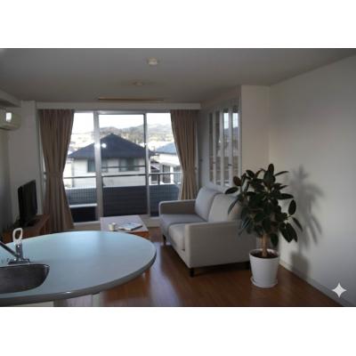 淡路島・洲本ICから車12分　駐車場１台込🚙コンビニ目の前🏪広々１LDK✨Wifi無料👍スマートTV【M065】の物件写真2