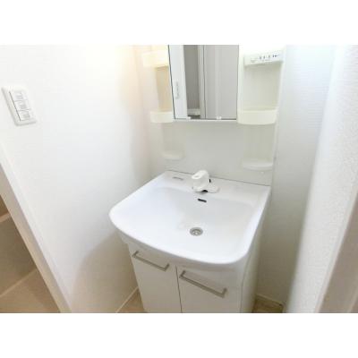 OneLife博多セントラルタワー【★バストイレ別、独立洗面台付】の物件写真6