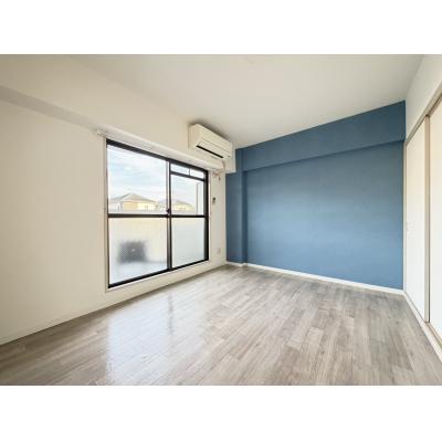 フラット34茨木【ペット1匹飼育可！敷地内駐車場、無料インターネットあり！】の物件写真4