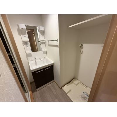 【3/15利用開始】リバーサイド｜2018年築・オートロック｜家具家電・浴室乾燥・追焚きの物件写真4