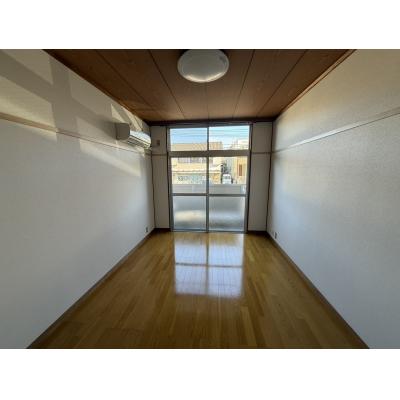 【3/15～利用可能】杉村ハイツ／スーパー近くで生活便利の物件写真2