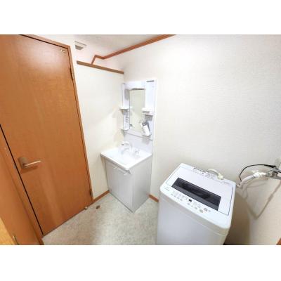 apartment 〒277-0005　千葉県柏市柏２丁目4-1 富士屋ビル　A棟2F