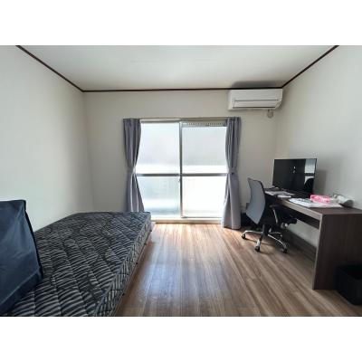 apartment 〒567-0888　大阪府茨木市駅前３丁目2-2 晃永ビル3階