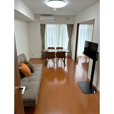 【マンスリー東新宿】★1LDK★食器・調理器具・タオル等生活に必要なもの一式揃ってます♪の外観画像