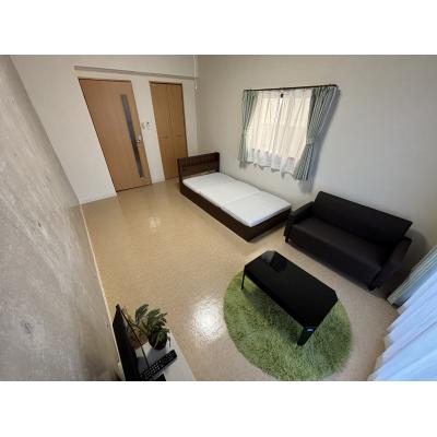 Ｓマンスリー久米駅前Ⅲ（1-1）【ネット無料・コンビニ、スーパー徒歩圏内・宅配BOX有・久米駅徒歩4分】の物件写真1