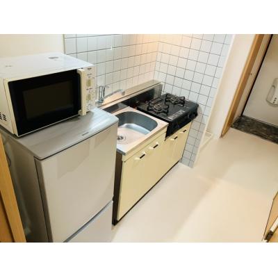 Ｓマンスリー久米駅前Ⅲ（1-1）【ネット無料・コンビニ、スーパー徒歩圏内・宅配BOX有・久米駅徒歩4分】の物件写真3