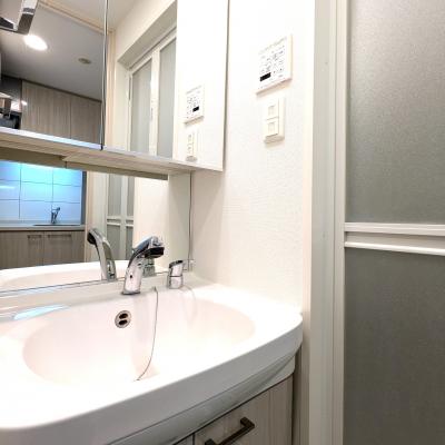 ◢◤◢◤✨ご利用期間全ての賃料が “60％割引”です ✨◢◤◢◤   5月/6月のご予約受付しております。【ネット無料/無制限 📱】　エストーネ江坂🚭　［No.1005070 ］の物件写真4