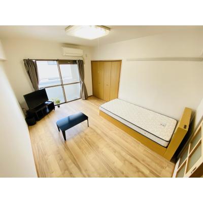 Ｓマンスリー南斎院（2-6）【駐車場確保・ネット無料・30平米・宅配BOX有】の物件写真1