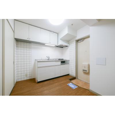 ハイムアレックス【Ｗｉ-Ｆｉ無制限・外国人可】＜寝具・キッチン用品代込＞の物件写真2