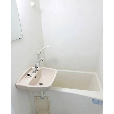 コスパだけじゃない“快適さ重視”マンスリータウン【日進駅 徒歩２分☆】【バス・トイレ別】【無料Wi-Fiあり】日進A303の物件写真3