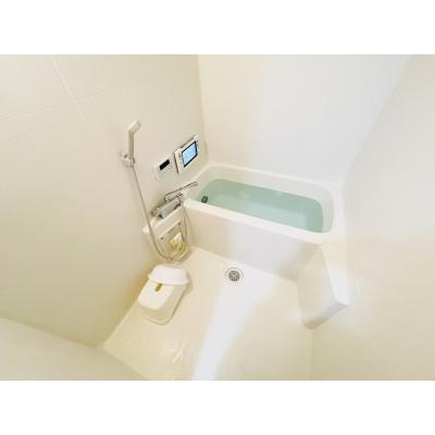 Ｓマンスリー松山市駅南Ⅱ（8-2）【プレミアム・ネット無料・浴室TV・オートロック】の物件写真4