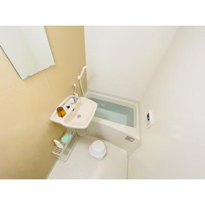 Sマンスリー松山市駅東（5-5）【ネット無料・築浅・オートロック・近隣コインパーキング多数】の物件写真4