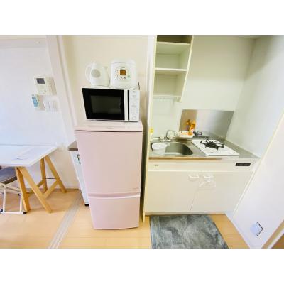 Sマンスリー松山市駅東（6-2）【ネット無料・築浅・オートロック・近隣コインパーキング多数】の物件写真3