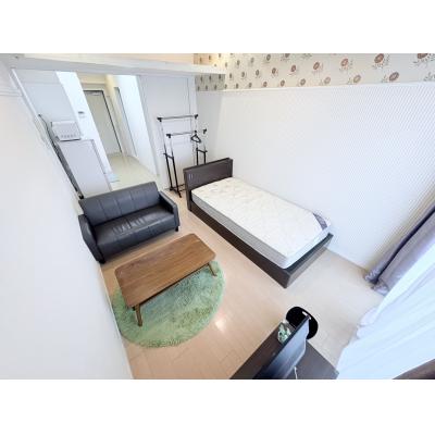 Sマンスリー松山市駅東（6-5）【ネット無料・築浅・オートロック・近隣コインパーキング多数】の物件写真1