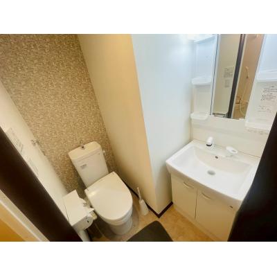 ONLY追浜1【🌈WIFI・管理費０円キャンペーン🌈】バストイレ別・独立洗面台・浴室乾燥機！猫のみ飼育可能！（最大2匹）🚃金沢文庫駅５分、県立大学駅 11分、横須賀中央駅７分⇔直通　大学至近！の物件写真3